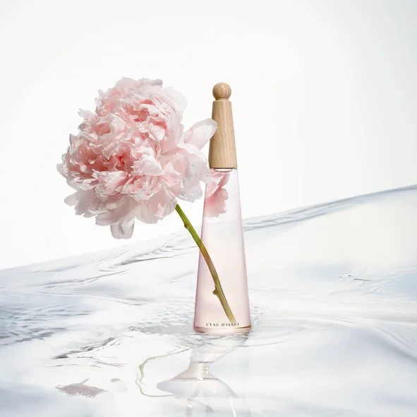 L´eau d´issey pivoine thumbnail 3