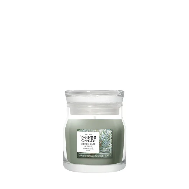 Yankee Candle Signature scented candle glass