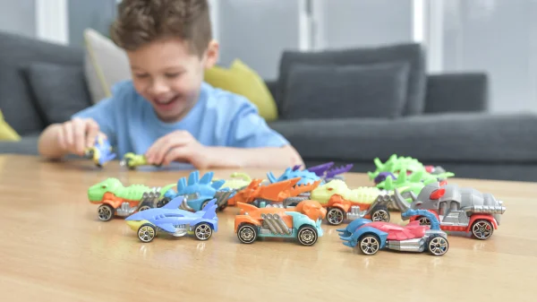  BEAST MACHINES Metalinis automobilis, 7,5 cm