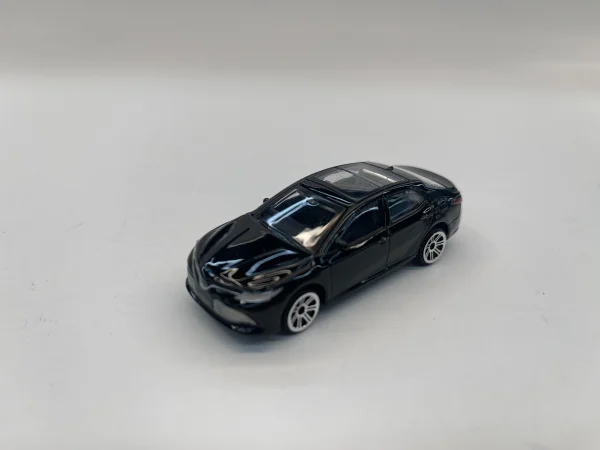  Automobilis TOYOTA CAMRY, 1:64 thumbnail 2