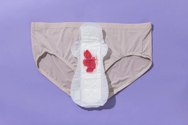 diskretiški ir sugeriantys paketai (M): praėjus 2 savaitėms po gimdymo Discreet & Absorbent thumbnail 6
