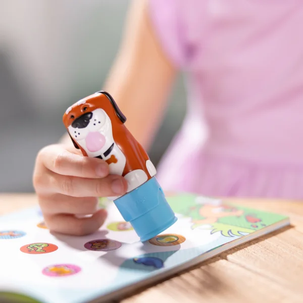  „Sticker WOW!“ veiklos knygelė „Šuniukas“