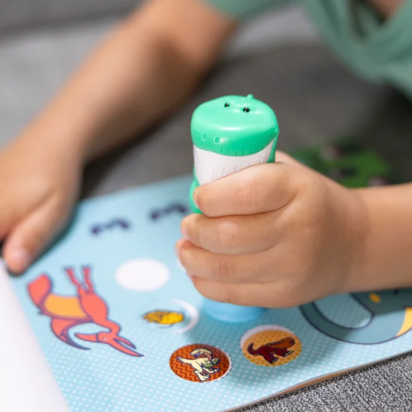  „Sticker WOW!“ veiklos knygelė „Dinozauras“
