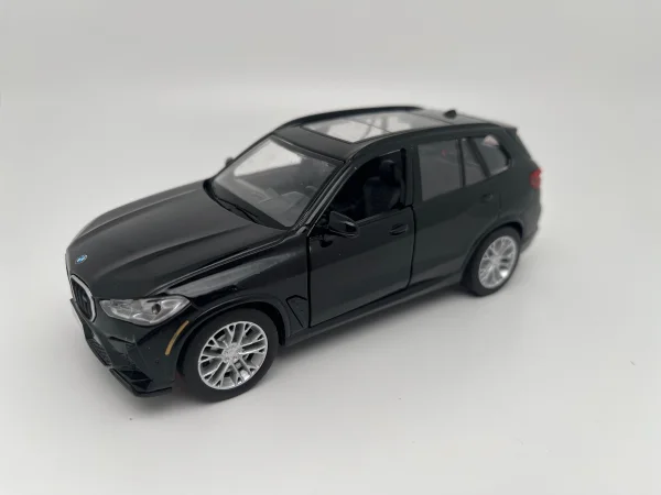  Automobilis BMW X5M, 1:32