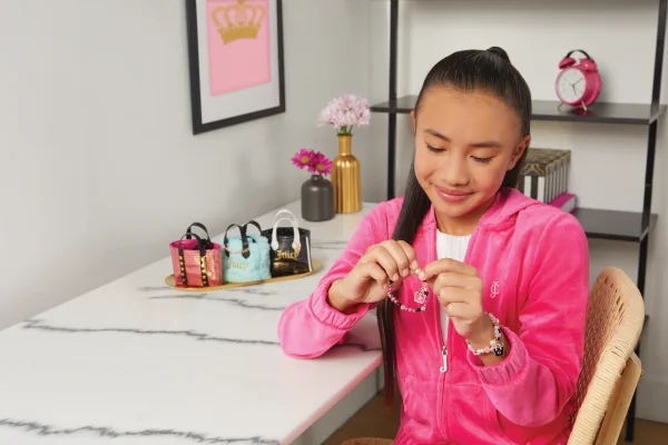  „Juicy Couture“ mini rankinė ir apyrankė thumbnail 9