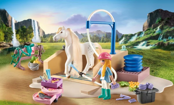  WORLD OF HORSES Arklių plovykla su Isabella ir Lioness 71354 thumbnail 2