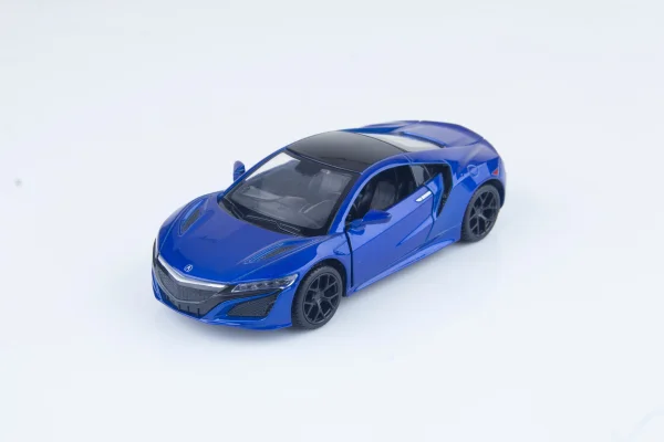 Automobilis 2017 Acura, 1:38