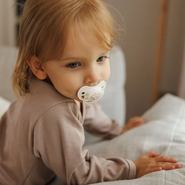 Babyono čiulptukas silikoninis anatominis 18m+ 1670/03  thumbnail 2