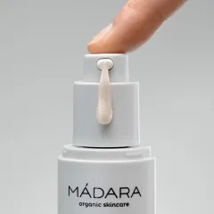 MÁDARA Madara Botanic Niacinamide Alternative 5 In 1 Serum thumbnail 4
