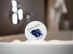 Tomas Arsov The mask suppresses yellow and golden hair tones Sapphire ( Blonde Mask) 100 ml 3